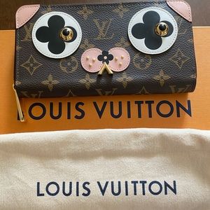 Louis Vuitton dog wallet, limited edition